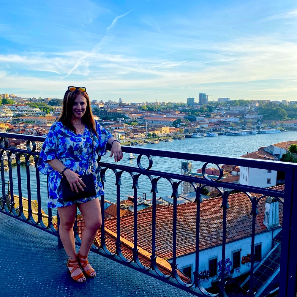 Meet your Posher, Dawn